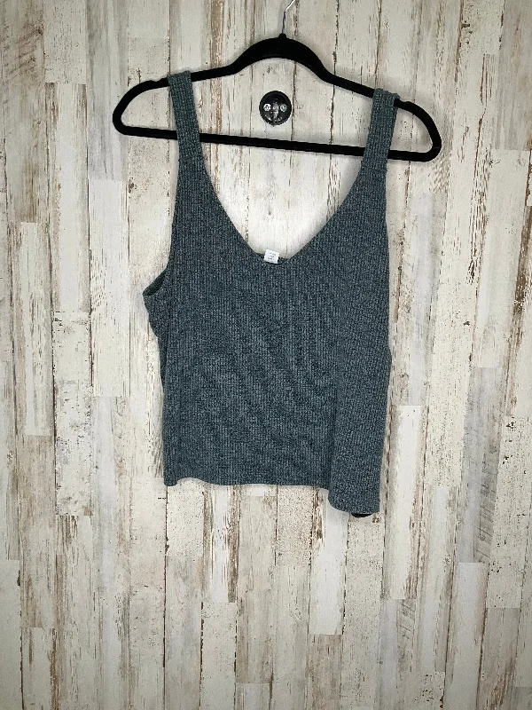 Top Sleeveless By Old Navy In Grey, Size: 3x